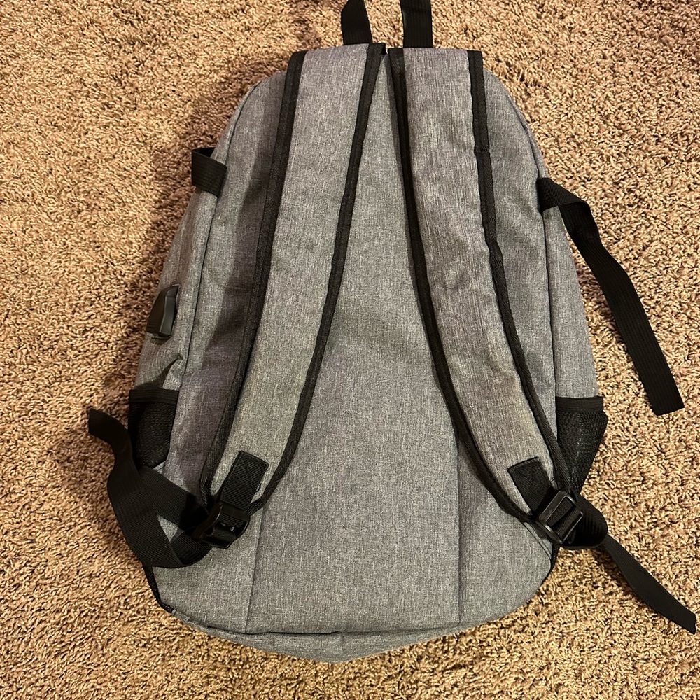 Gray, Smart, Backpack With Exterior Power Plug - image 5